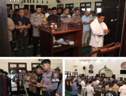 *Polres Malang Gelar Salat Ghaib untuk Korban Banjir Sumatra*