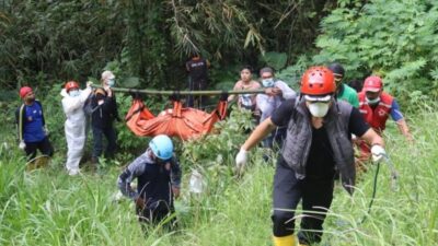 Penemuan Jasad Pria di Kali Ampo DAS Brantas Gegerkan Warga Temas