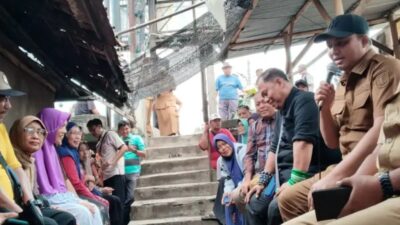 Pedagang Eks.Pasar Gondanglegi Beji Dikunjungi Oleh Bupati Pasuruan Rusdi Sutejo, Serap Aspirasi