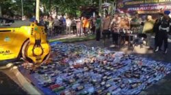 Pemusnahkan Miras Dilaksanakan Dipendopo Bupati Oleh Polres Malang Bersama Bupati Malang